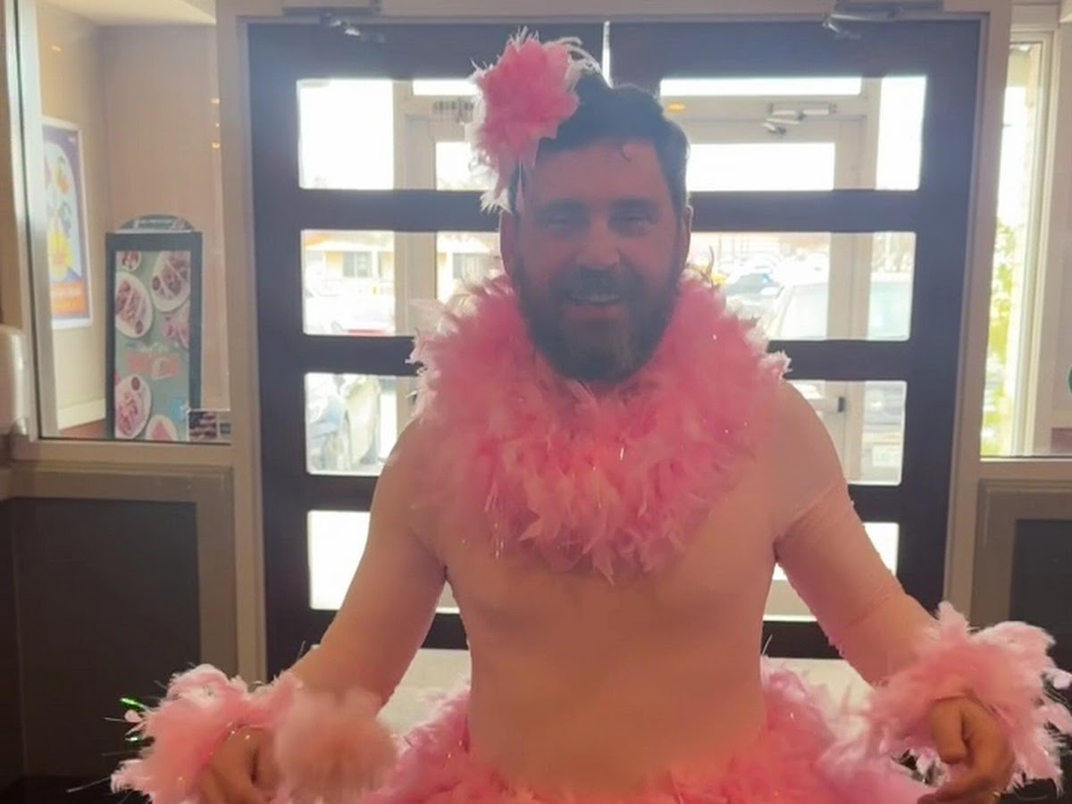 The Bearded Ballerina making an entrance at IHOP Hurst TX