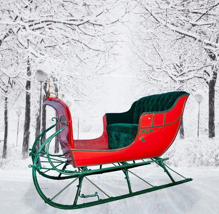 red sleigh rental with green interior Texas