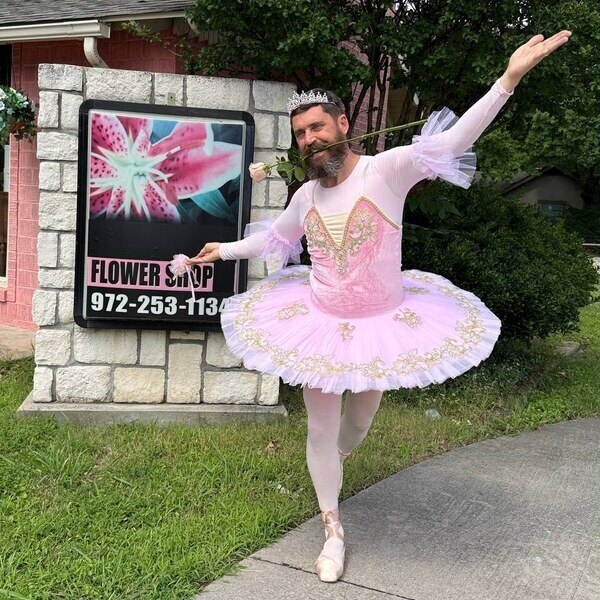 Archive Bearded Ballerina rose-pose image used on the Fort Worth booking page