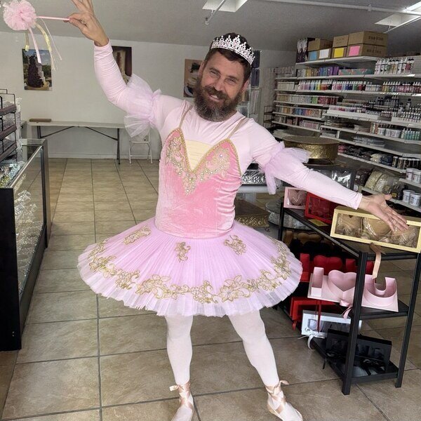Archive Bearded Ballerina image used on the Fort Worth booking page